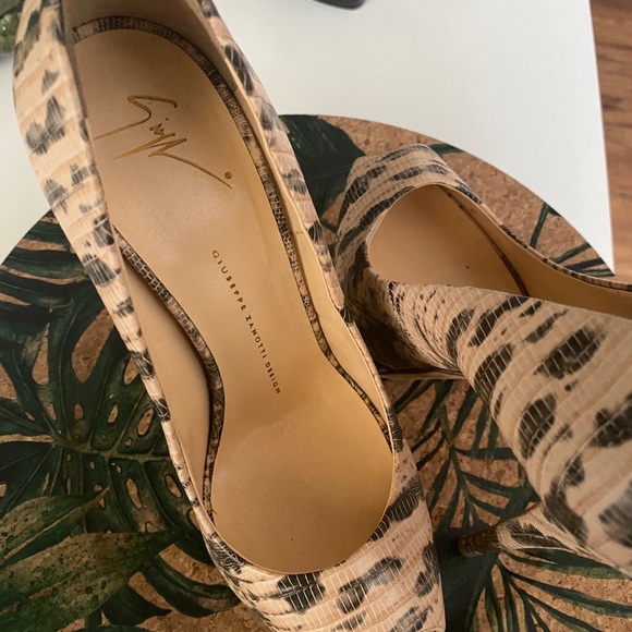 Giuseppe Zanotti Heels - Picture 2 of 3